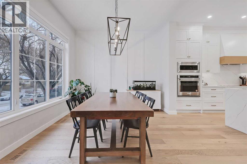 Duplex for Sale in 619 55 Avenue SW|Calgary, Alberta T2V0G2 5