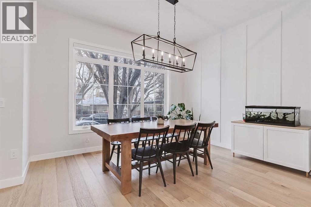 Duplex for Sale in 619 55 Avenue SW|Calgary, Alberta T2V0G2 4