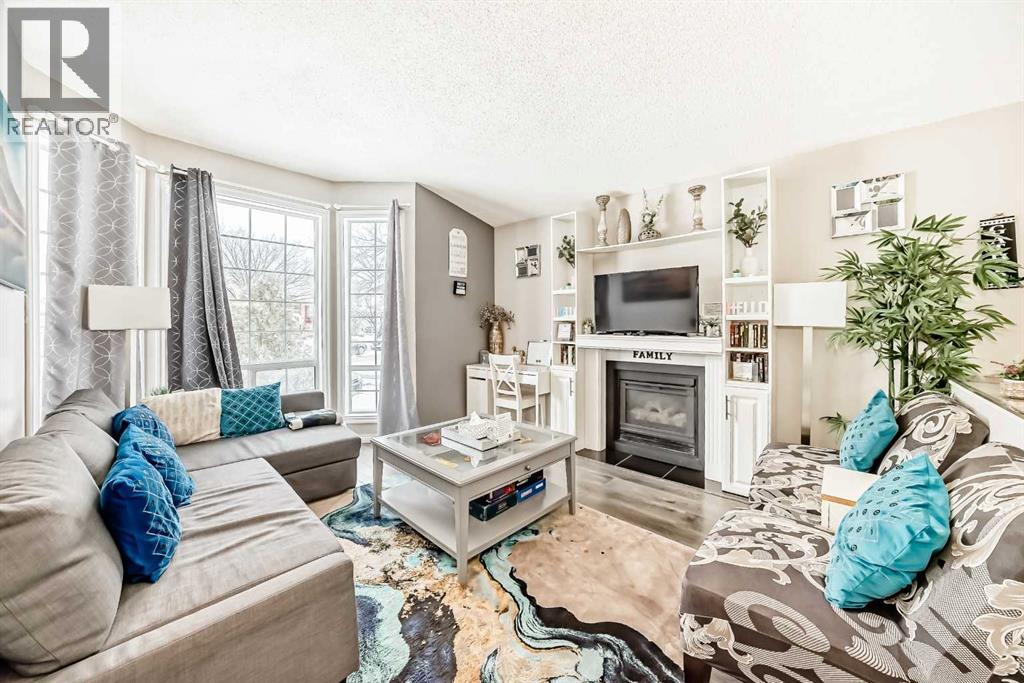 House for Sale in 33 Martinridge Road NE|Calgary, Alberta t3j3l4 2