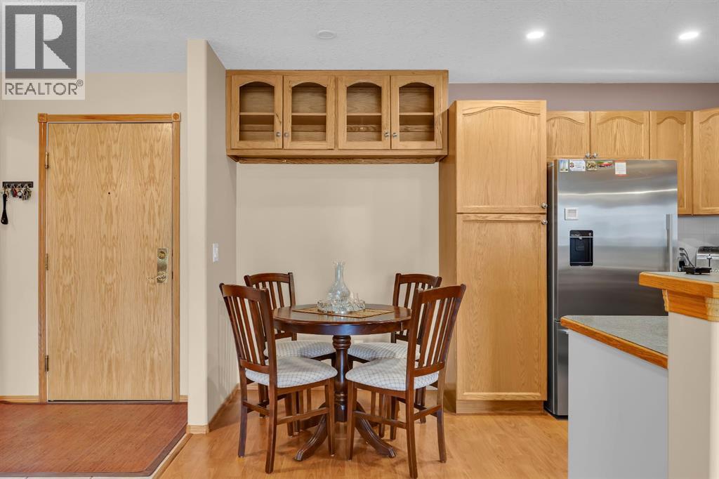 Apartment for Sale in 106, 728 Country Hills Road NW|Calgary, Alberta T3K5K8 5