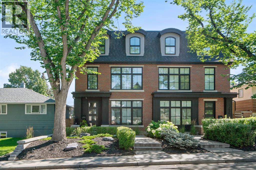 Duplex for Sale in 2818 36 Street SW|Calgary, Alberta T3E3A1 2