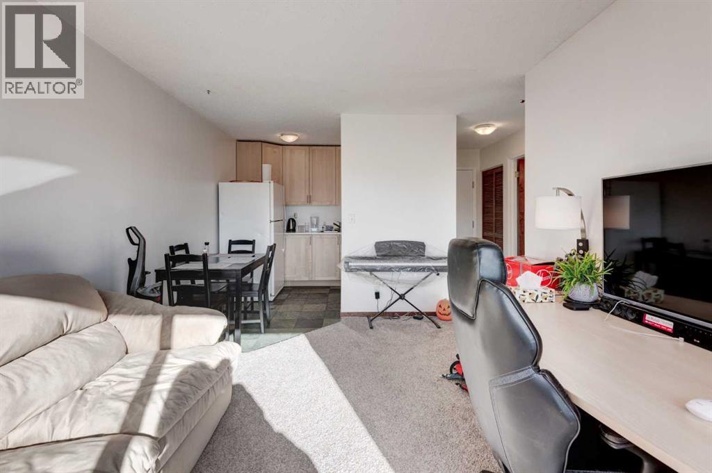 Apartment for Sale in 404, 1829 11 Avenue SW|Calgary, Alberta T3C0N7 5