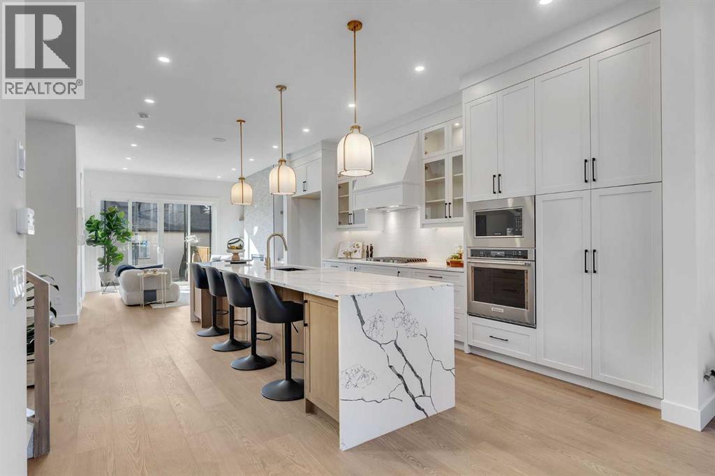 Duplex for Sale in 4525 20 Avenue NW|Calgary, Alberta T3B0T7 5