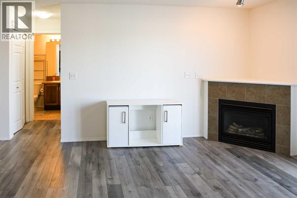 Apartment for Sale in 2312, 43 Country Village Lane NE|Calgary, Alberta T3K0G2 5