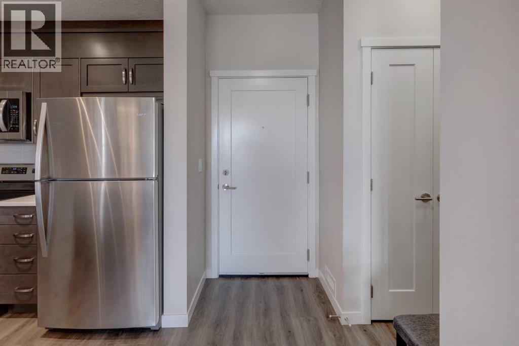 Apartment for Sale in 410, 30 Shawnee Common SW|Calgary, Alberta T2R0R1 2