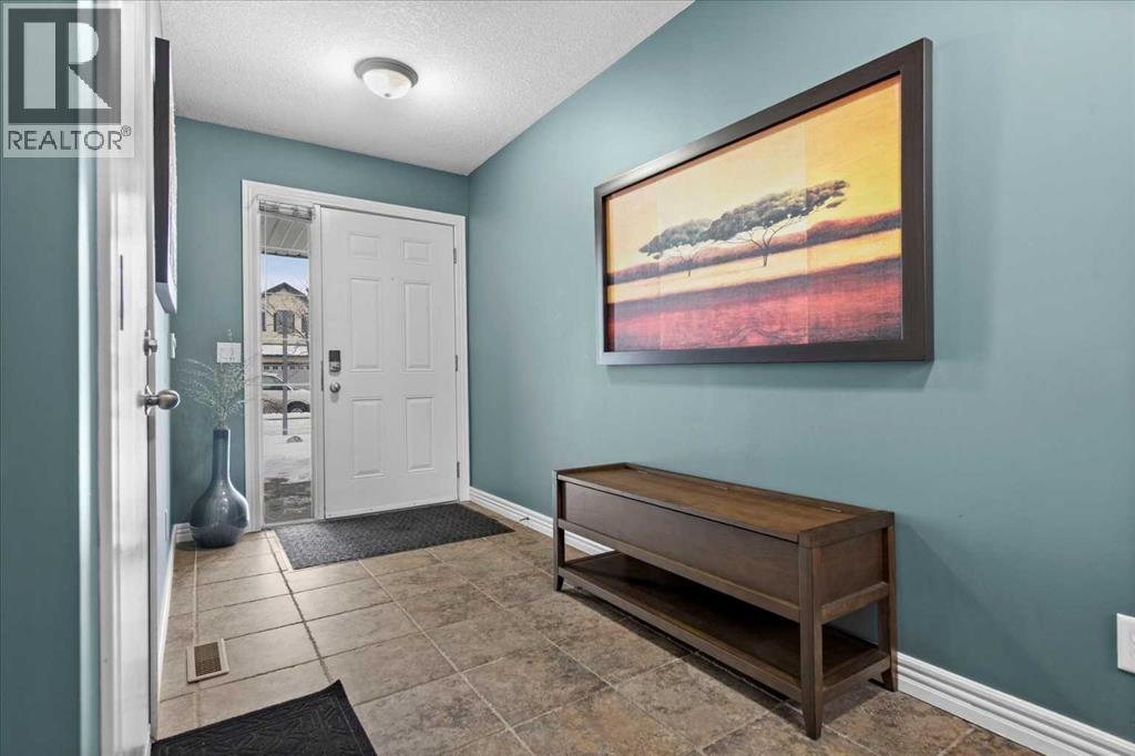 Row / Townhouse for Sale in 8910 Royal Oak Way NW|Calgary, Alberta T3G6B4 4