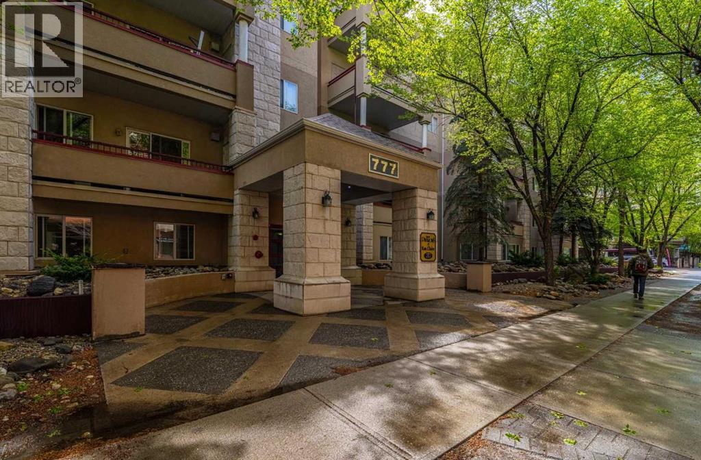 Apartment for Sale in 109, 777 3 Avenue SW|Calgary, Alberta t2p0g8 4