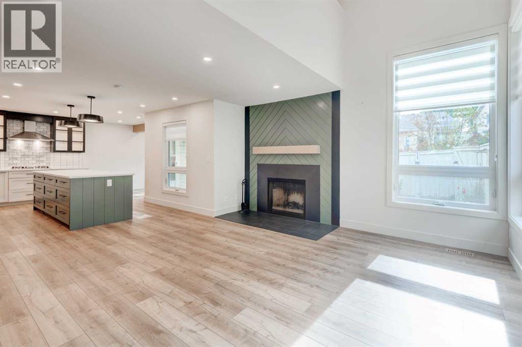 Duplex for Sale in 17 Millrise Lane SW|Calgary, Alberta T2Y2C3 5