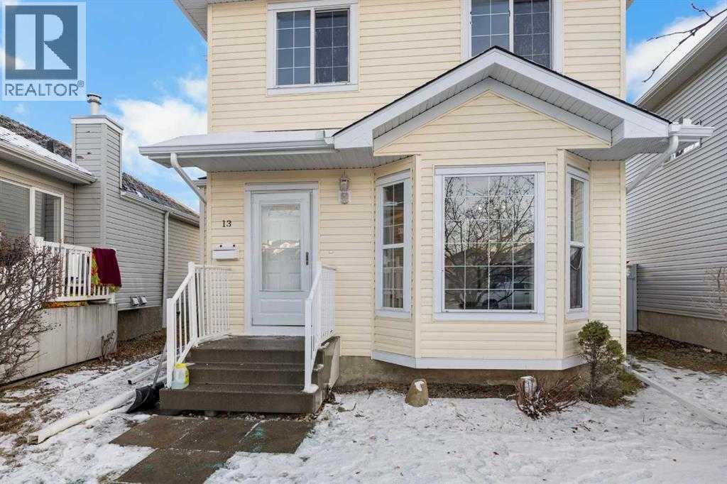 House for Sale in 13 Coville Gardens NE|Calgary, Alberta T3K5N8 2