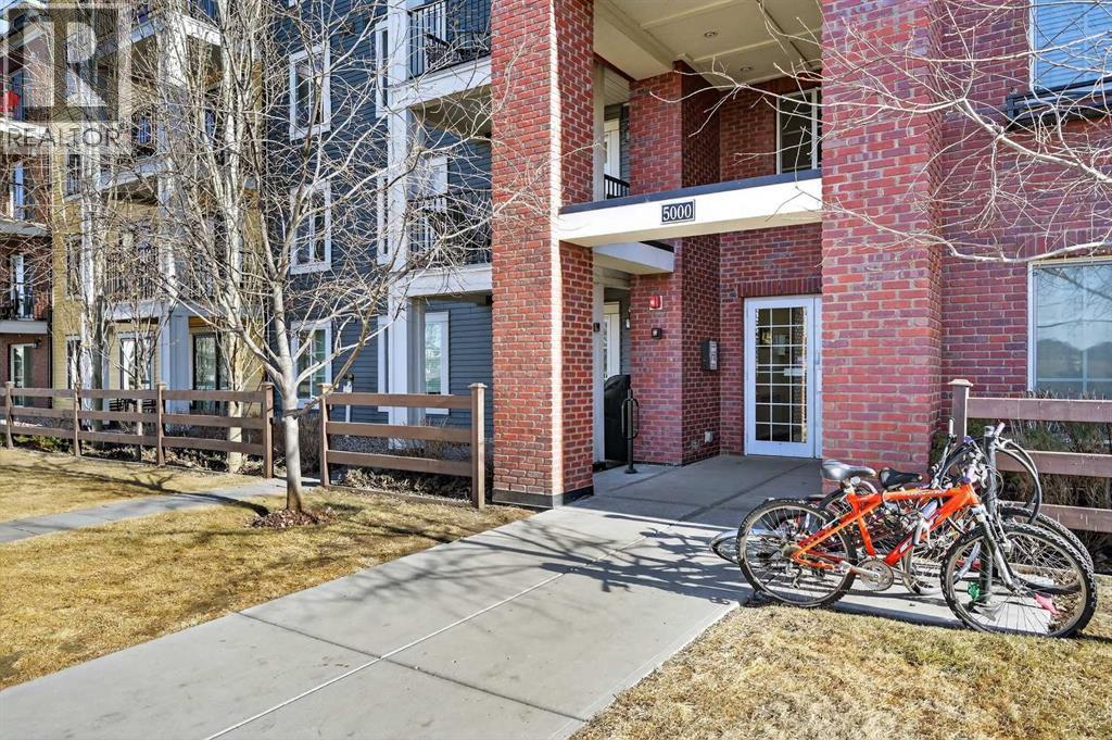 Apartment for Sale in 5415, 755 Copperpond Boulevard SE|Calgary, Alberta T2Z4R2 2