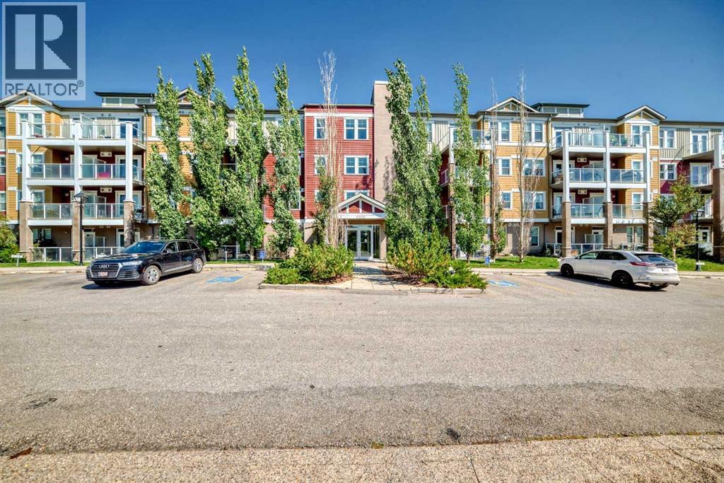 Apartment for Sale in 417, 2300 Evanston Square NW|Calgary, Alberta T3P0G8 2