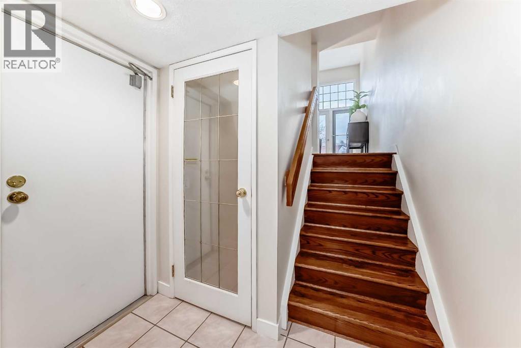 Row / Townhouse for Sale in 322 Point Mckay Gardens NW|Calgary, Alberta T3B5B7 3