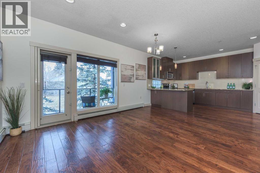 Apartment for Sale in 201, 4704 Stanley Road SW|Calgary, Alberta T2S2R2 3