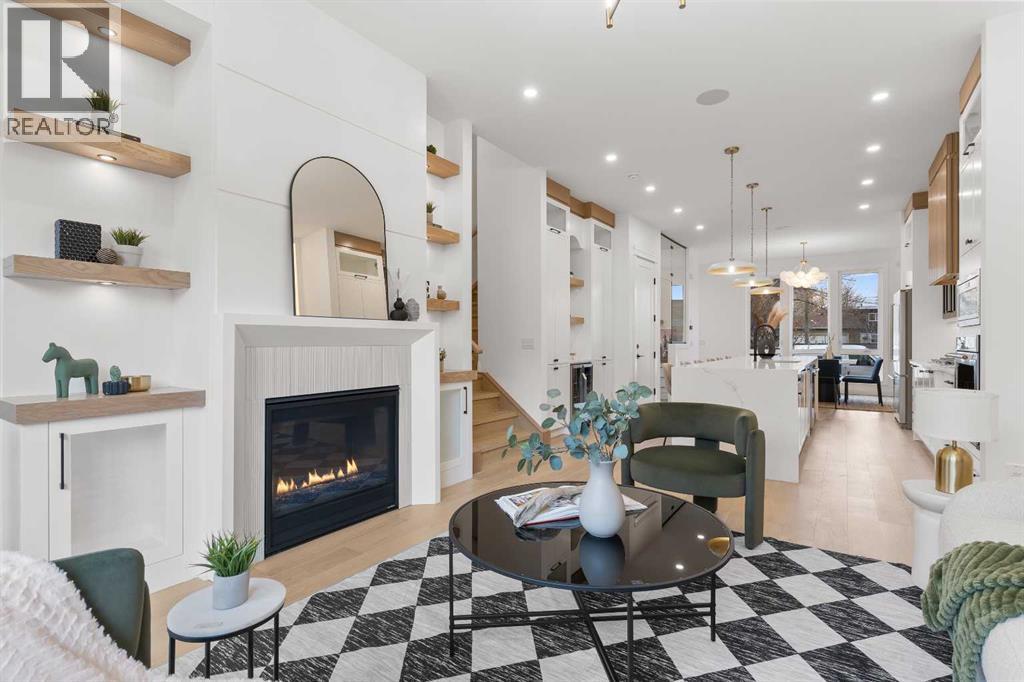 Duplex for Sale in 525 32 Street NW|Calgary, Alberta T2N2V8 3