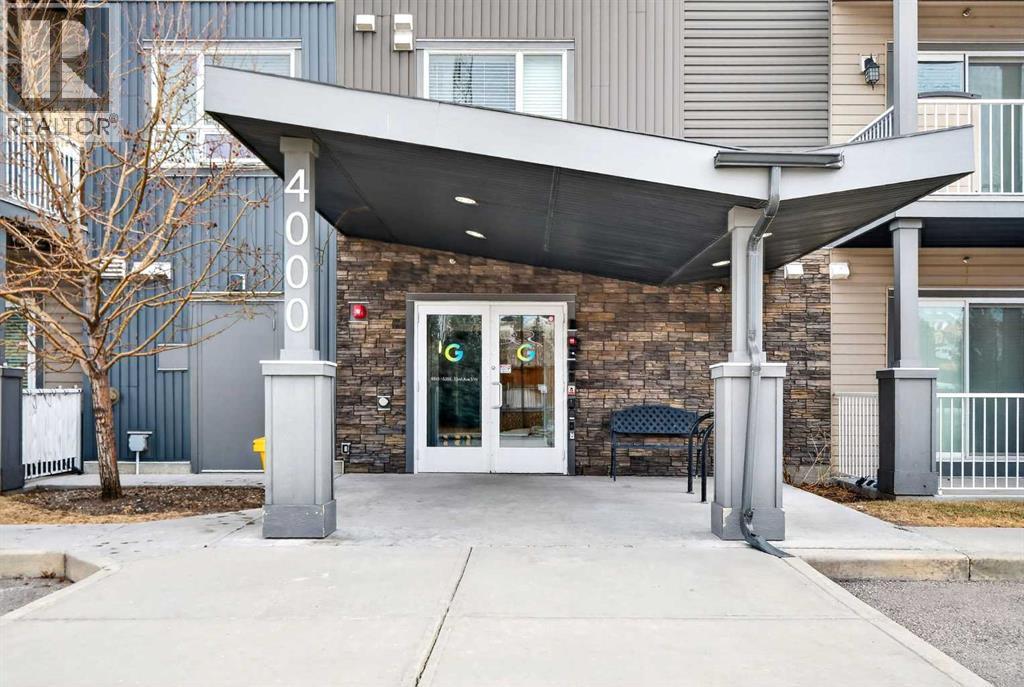 Apartment for Sale in 4214, 5305 32 Avenue SW|Calgary, Alberta T3E8A2 2