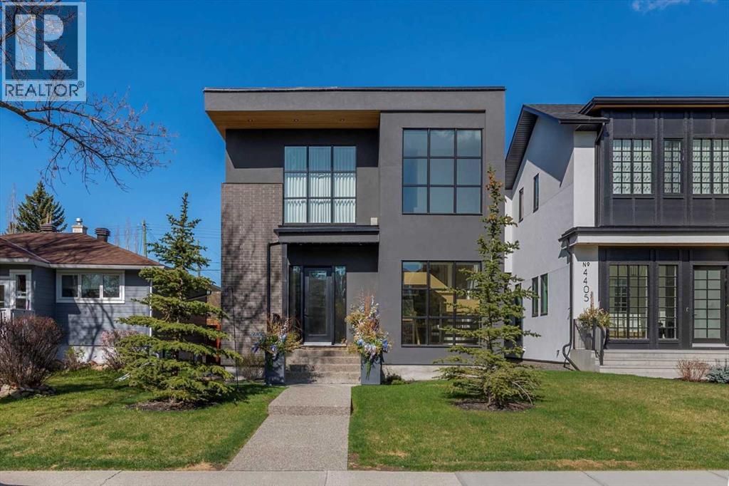 House for Sale in 4407 17 Street SW|Calgary, Alberta T2T4R1 2