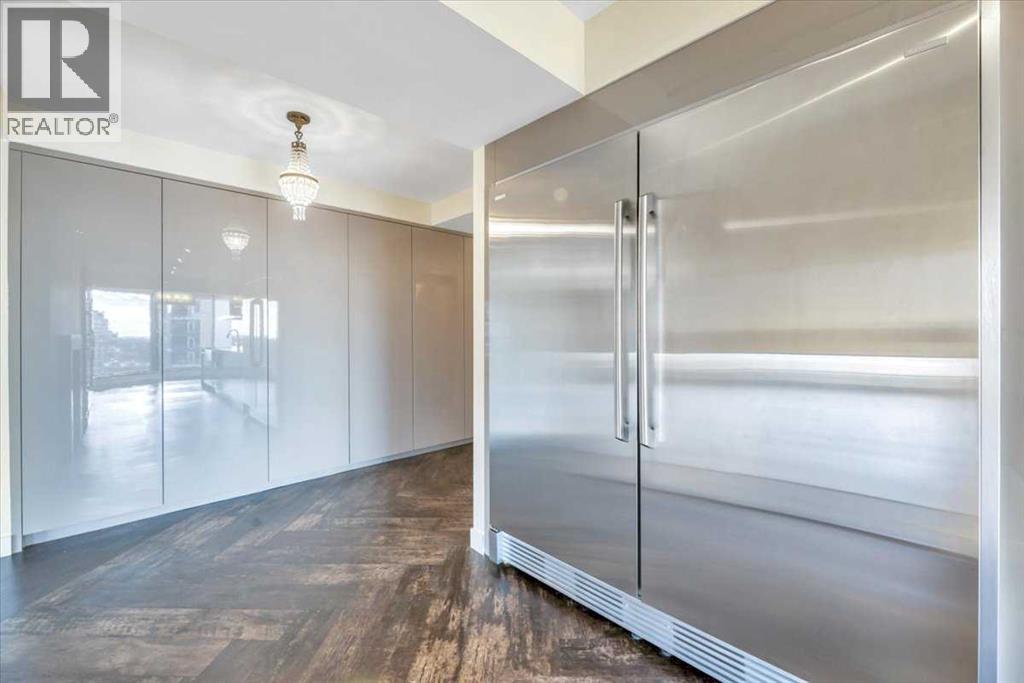 Apartment for Sale in 2403, 1100 8 Avenue SW|Calgary, Alberta T2P3T9 5