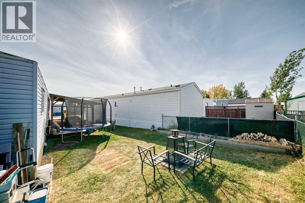 Mobile Home for Sale in 724, 1101 84 Street NE|Calgary, Alberta T2A7X2 5