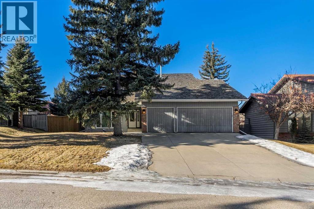 House for Sale in 15 Oakmount Place SW|Calgary, Alberta T2V4Y2 2