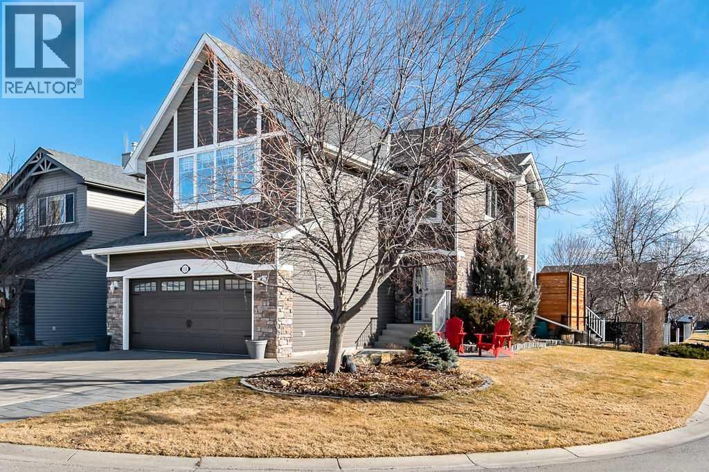 House for Sale in 115 Cougarstone Square SW|Calgary, Alberta T3H5J4 2