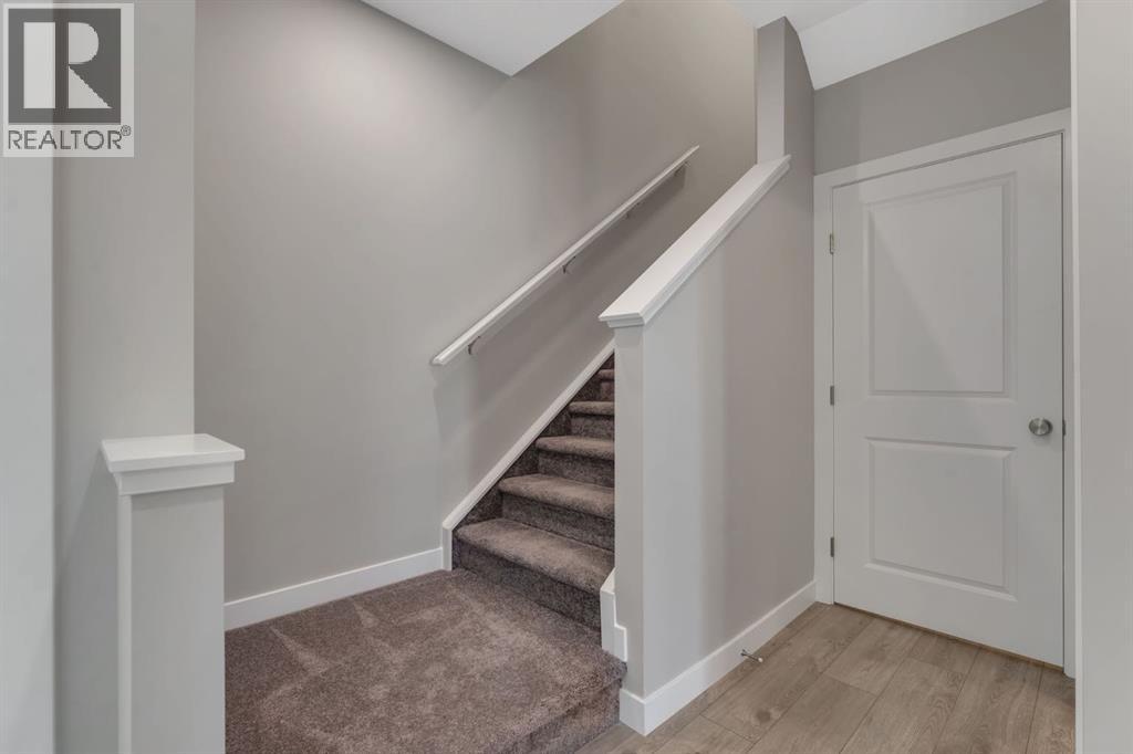 House for Sale in 24 Corner Glen Green NE|Calgary, Alberta T3N2P5 4