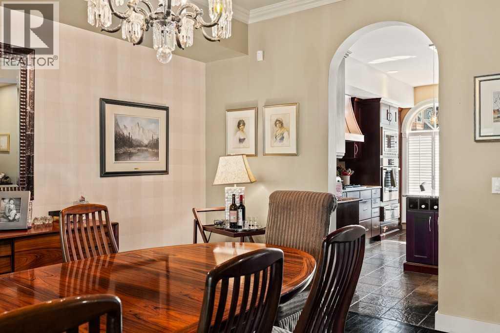 Row / Townhouse for Sale in 2421 Erlton Street SW|Calgary, Alberta T2S2V9 5