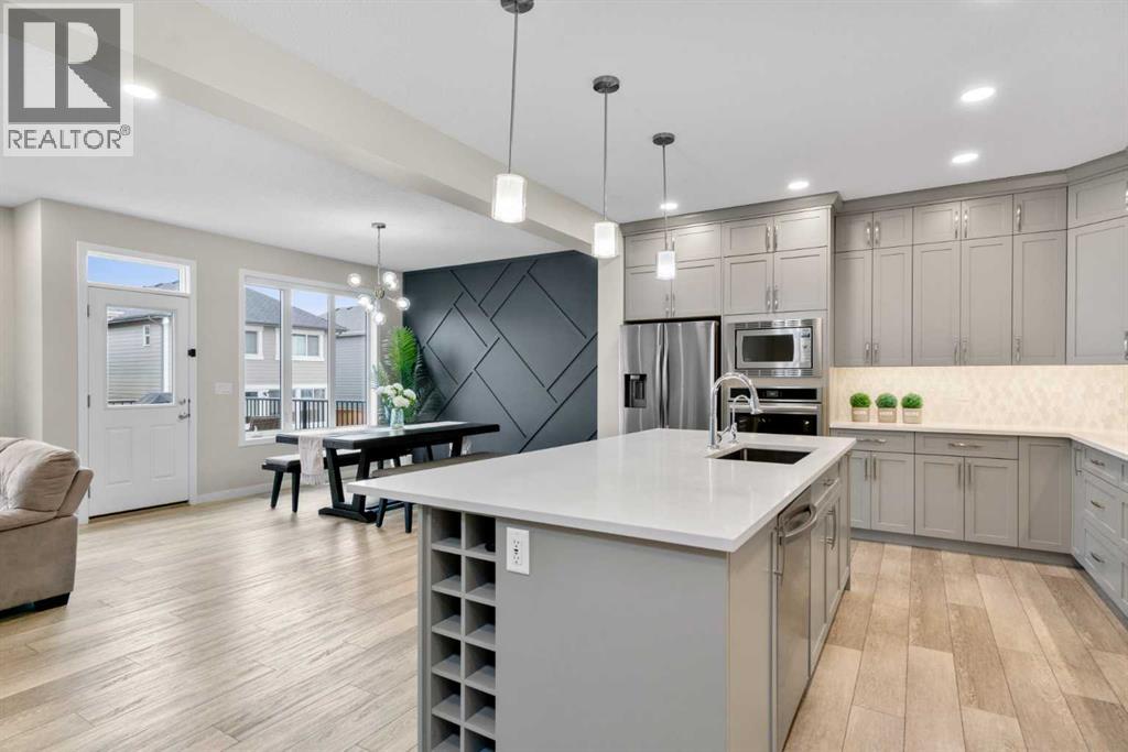 House for Sale in 29 Magnolia Manor SE|Calgary, Alberta T3M3H8 5