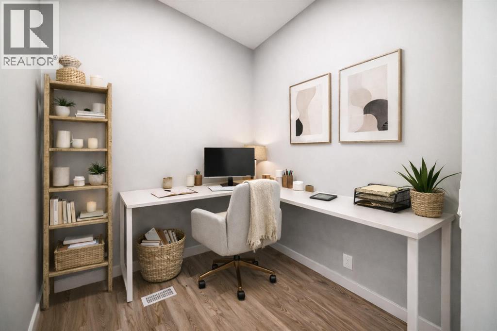 House for Sale in 85 Starling Boulevard NW|Calgary, Alberta T3P2V8 3