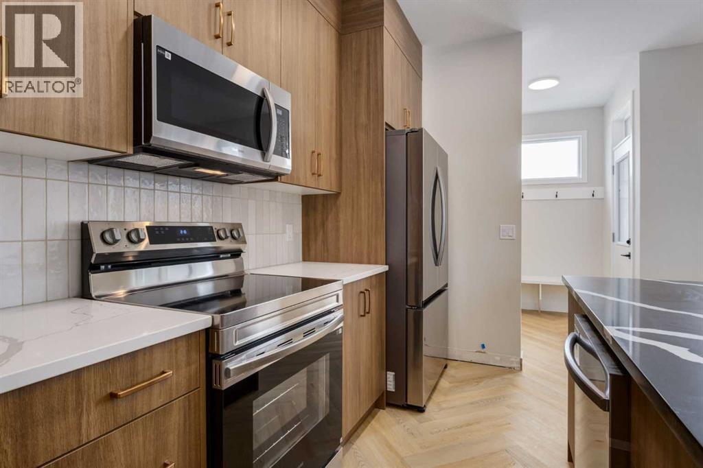 Row / Townhouse for Sale in 242 Heartwood Parade SE|Calgary, Alberta T3S0S1 2