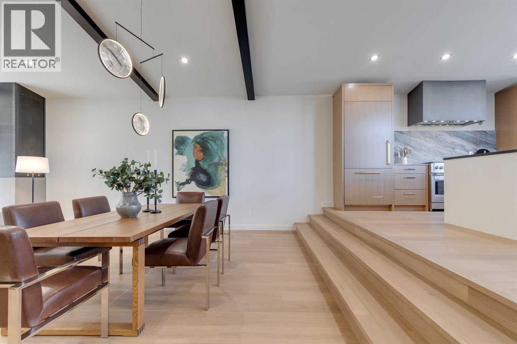 House for Sale in 3423 23 Street NW|Calgary, Alberta T3L0T8 3