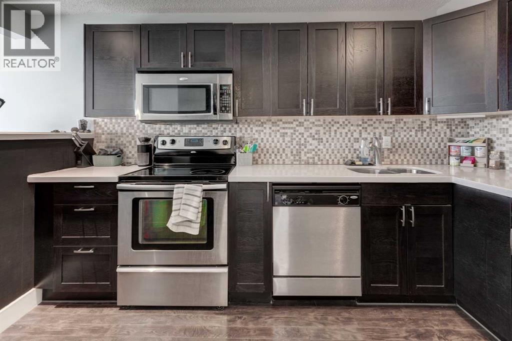 Apartment for Sale in 407, 510 58 Avenue SW|Calgary, Alberta T2V0H6 2