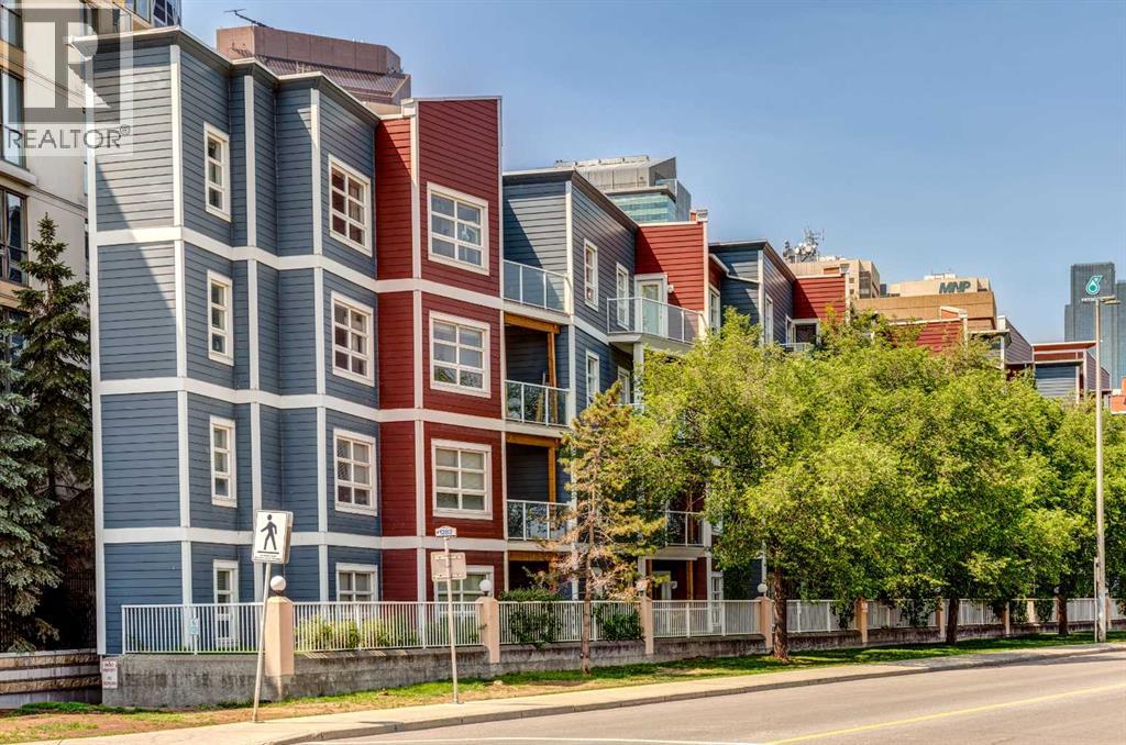 Apartment for Sale in 459, 333 Riverfront Avenue SE|Calgary, Alberta T2G0C2 2