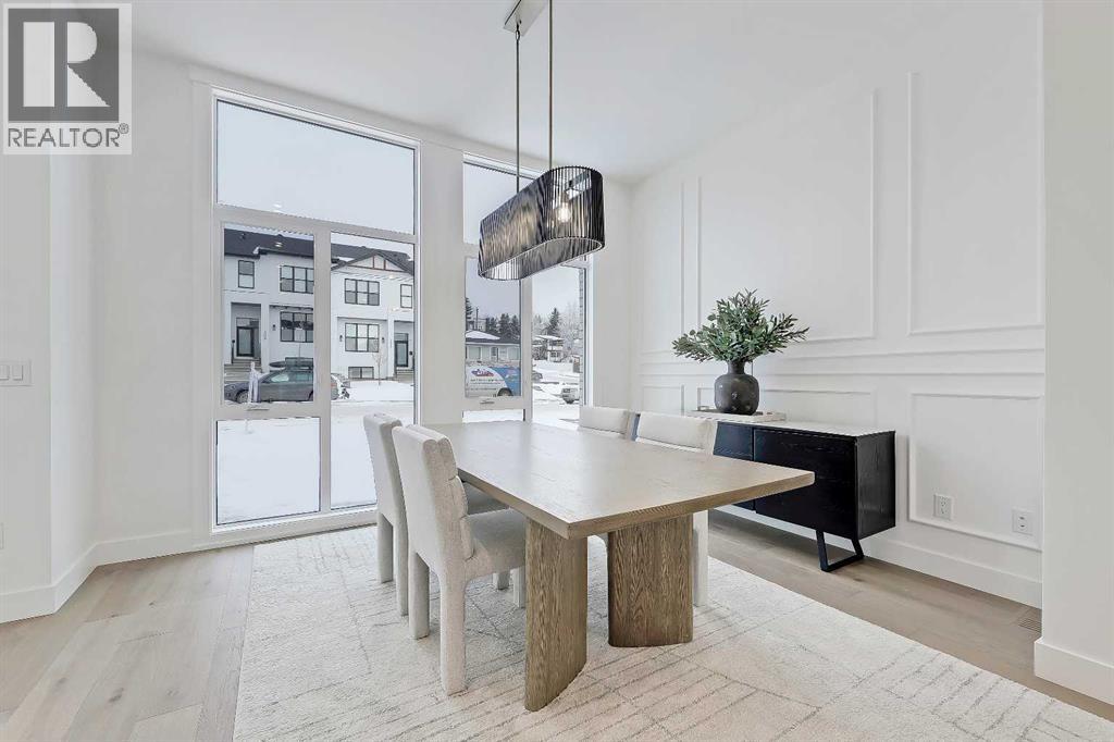 Duplex for Sale in 5007 21 Avenue NW|Calgary, Alberta T3B0X3 4