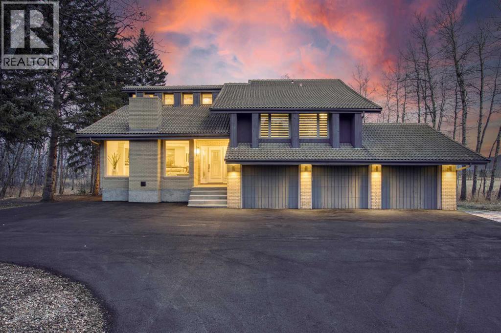 House for Sale in 111 Heritage Place SW|Rural Rocky View County, Alberta T3Z3P3 2