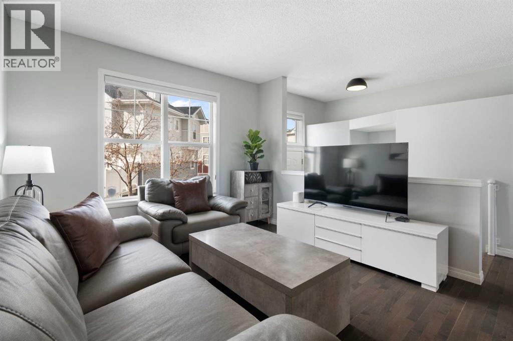 Row / Townhouse for Sale in 3336 New Brighton Gardens SE|Calgary, Alberta T3H0H7 5