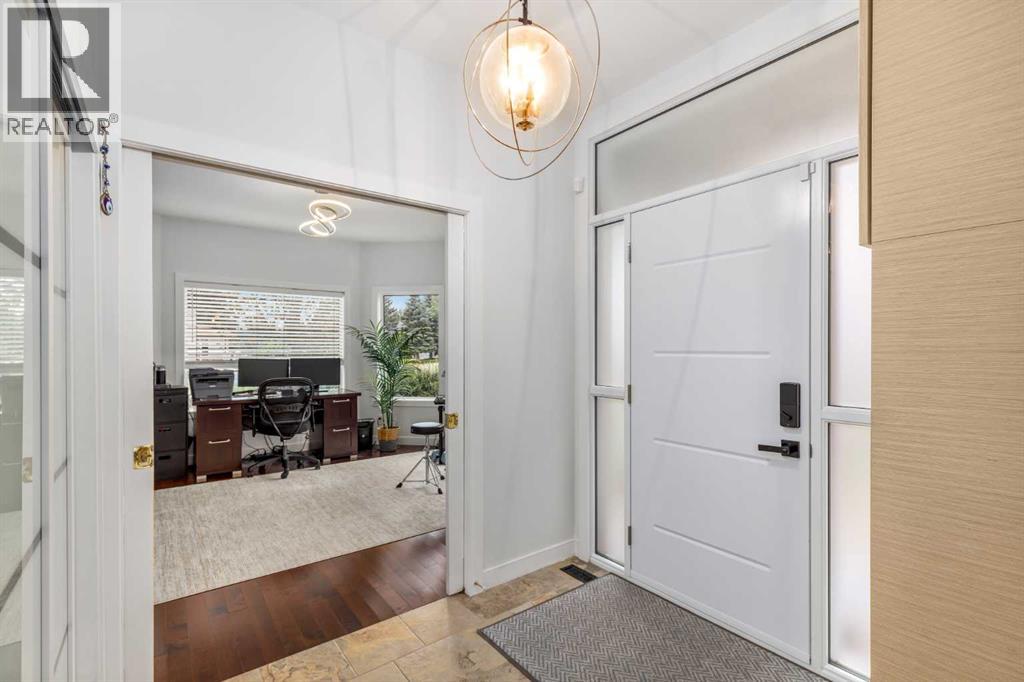 House for Sale in 1414 Shawnee Drive|Calgary, Alberta T2Y2V1 5