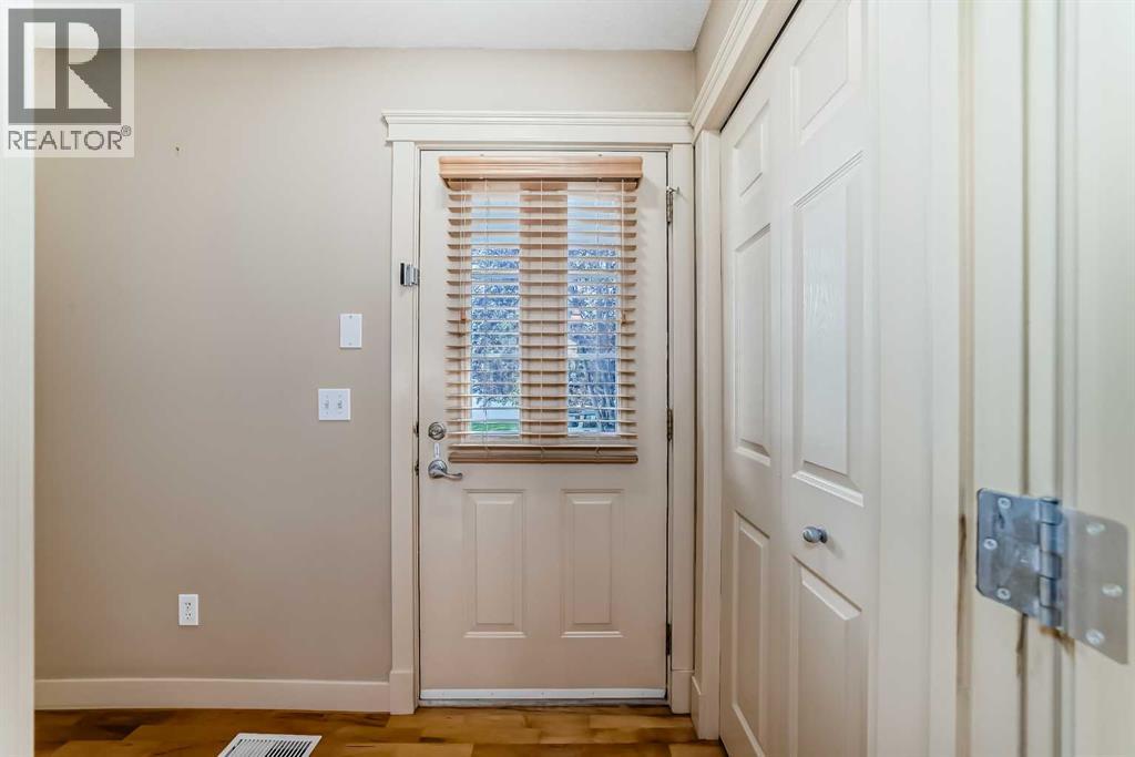 Duplex for Sale in 42 Ypres Green SW|Calgary, Alberta T2T6M1 3