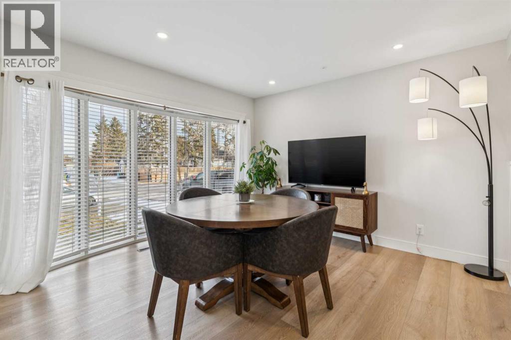 House for Sale in 412 Athlone Road SE|Calgary, Alberta T2H1V7 3