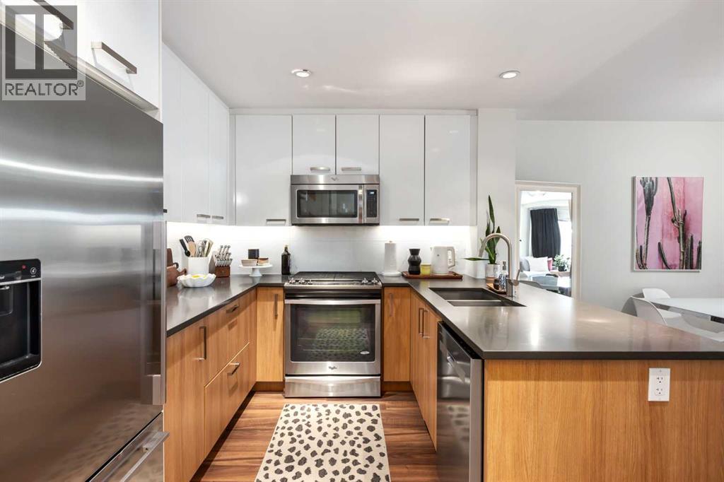 Apartment for Sale in 206, 510 Edmonton Trail NE|Calgary, Alberta T2E3S5 3