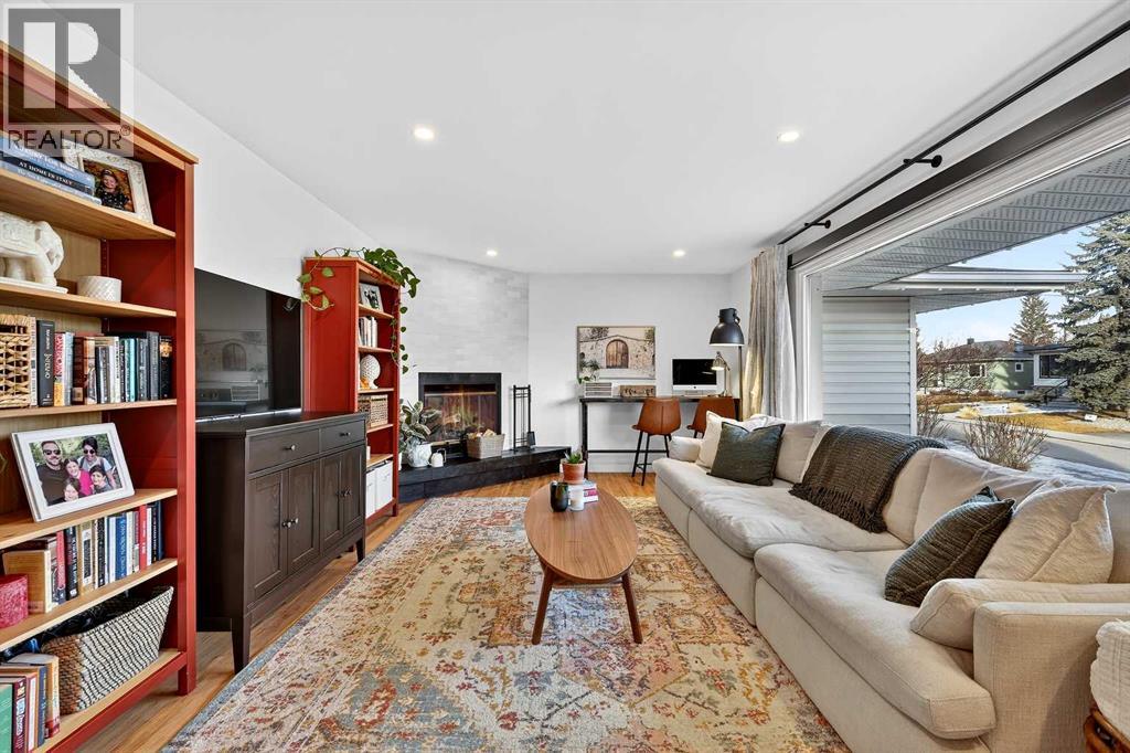 House for Sale in 3231 25 Street SW|Calgary, Alberta T3E1Y3 4