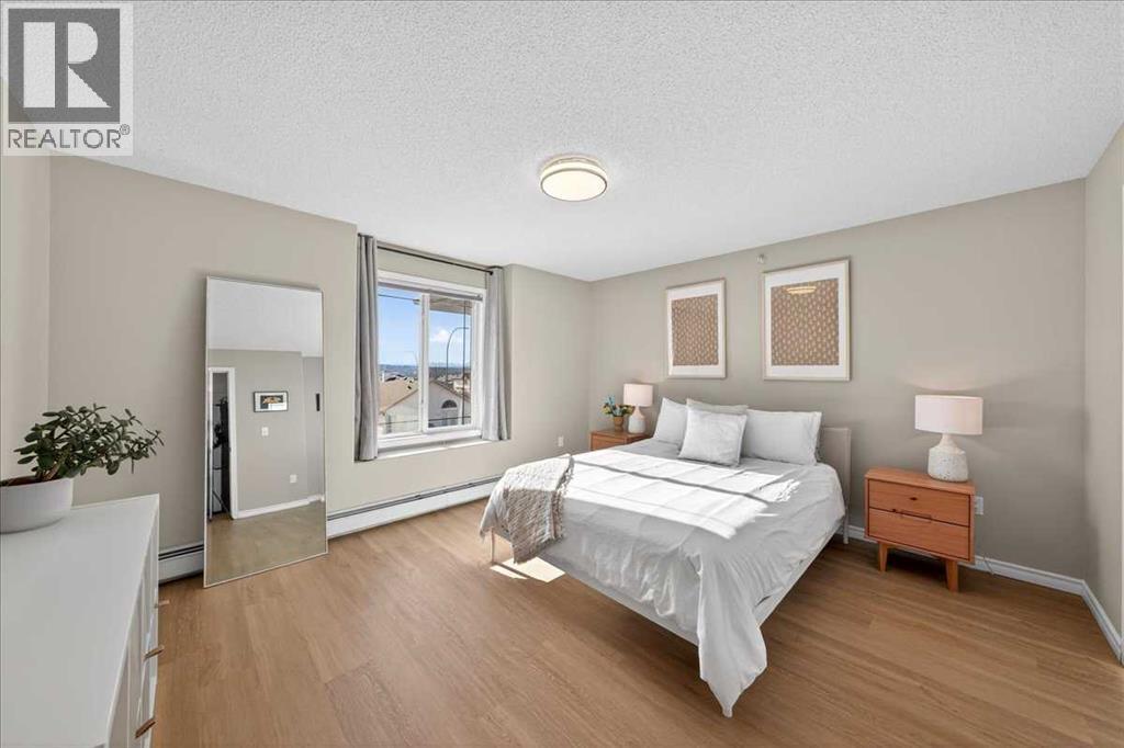 Apartment for Sale in 3305, 3000 Tuscarora Manor NW|Calgary, Alberta T3L2J9 5