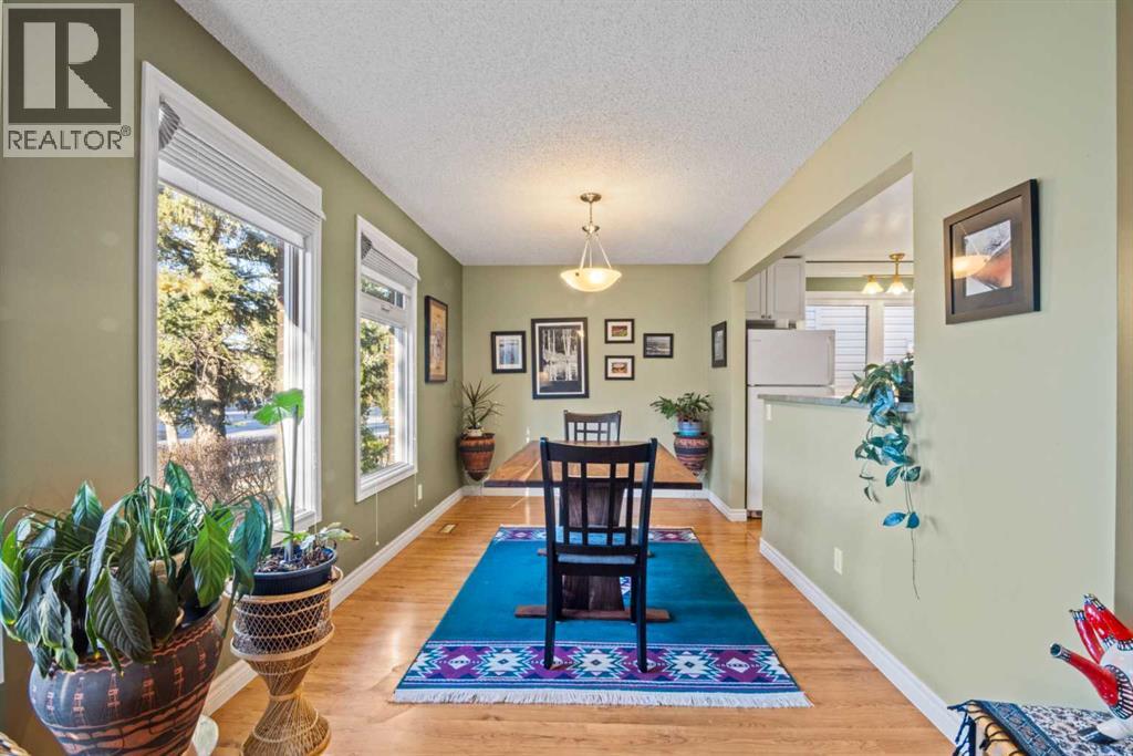 House for Sale in 276 Macewan Glen Drive NW|Calgary, Alberta T3K2G4 5