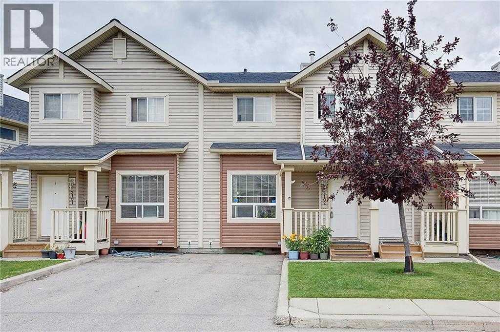 Row / Townhouse for Sale in 2102, 111 Tarawood Lane NE|Calgary, Alberta T3J5C2