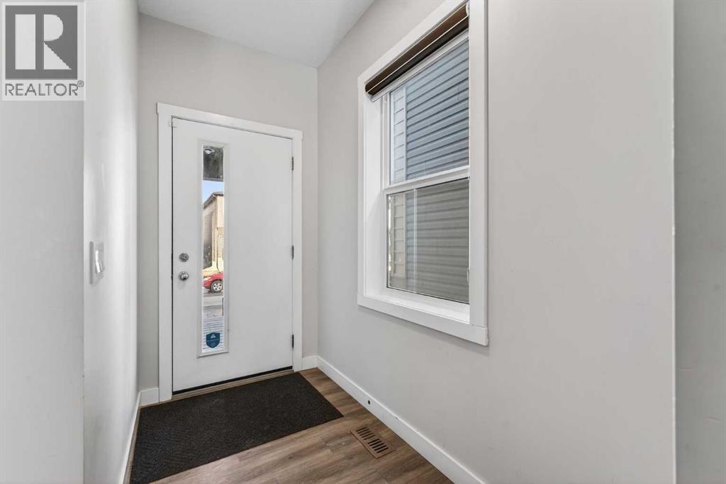 House for Sale in 210 Cornerstone Crescent NE|Calgary, Alberta T3N1R3 2