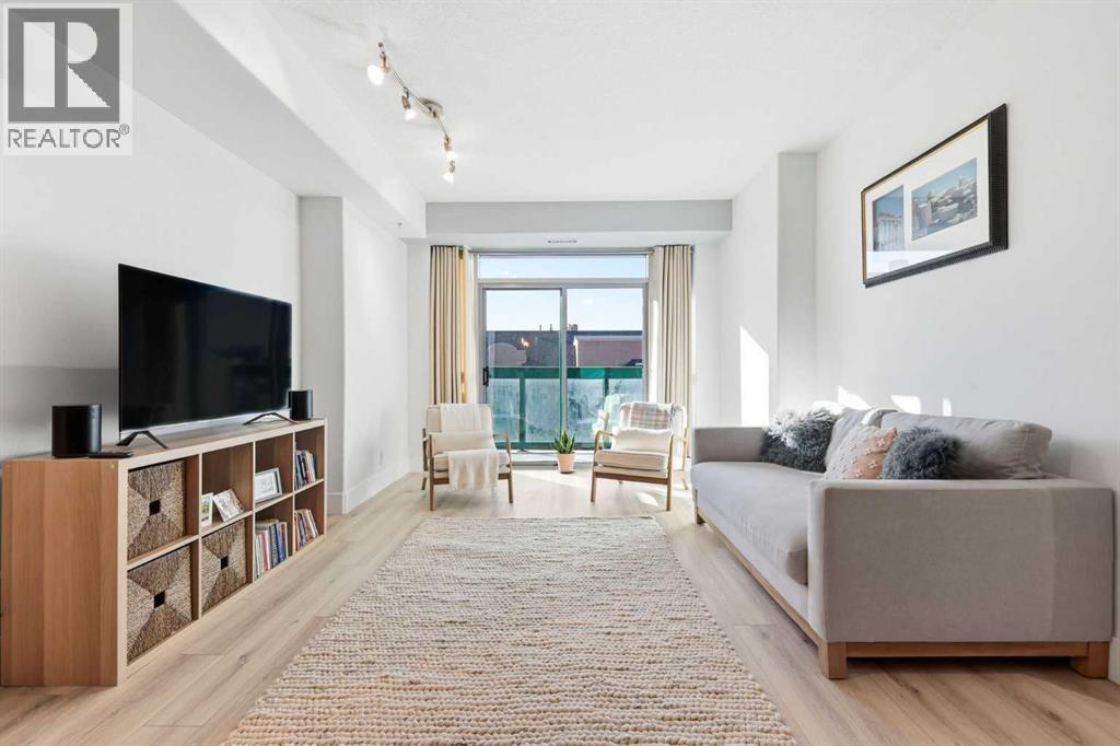 Apartment for Sale in 602, 836 15 Avenue SW|Calgary, Alberta T2R1S2 2