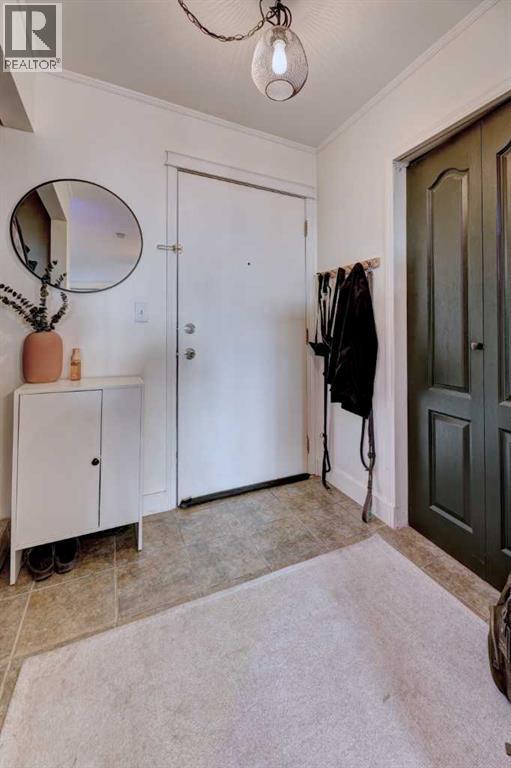 Apartment for Sale in 202, 732 57 Avenue SW|Calgary, Alberta T2V2H4 4