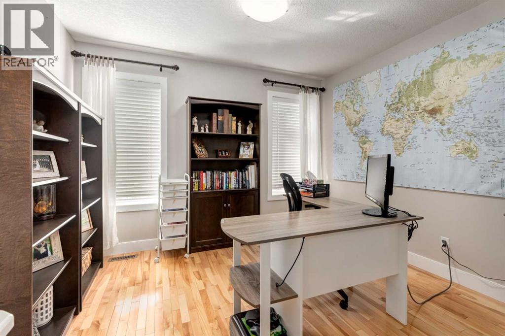 House for Sale in 32 Evanscove Heights NW|Calgary, Alberta T3P1G1 5