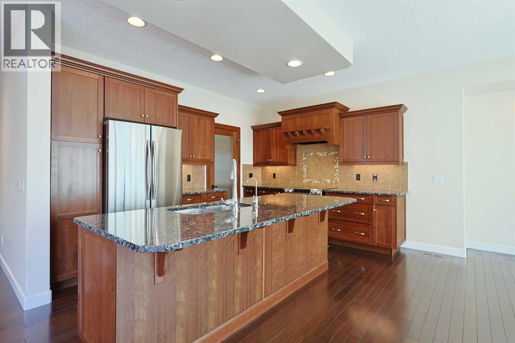 House for Sale in 55 Tuscany Estates Drive NW|Calgary, Alberta T3L2Z7 3