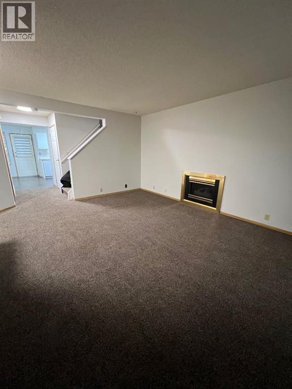 House for Sale in 99 Martinwood Road NE|Calgary, Alberta T3J3G7 3