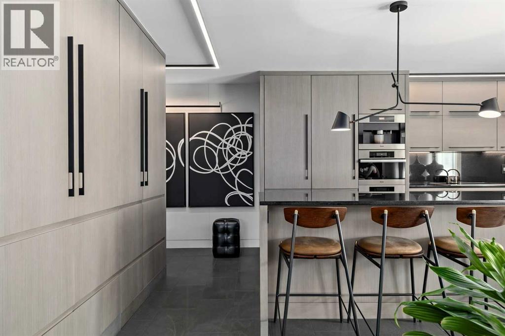 Apartment for Sale in 404, 629 Royal Avenue SW|Calgary, Alberta T2S0G2 2